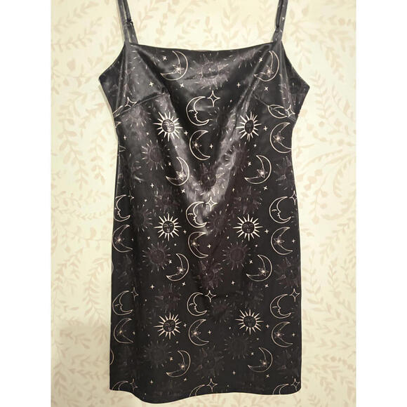 FALL CLEARANCE Urban Outfitters Celestial Print Slip Dress - Picture 2 of 6